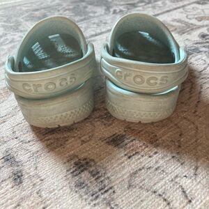 Crocs toddler size 5